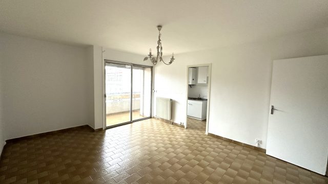 Appartement à PERPIGNAN – 76000€